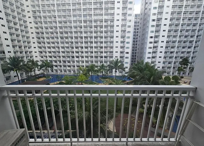 Apartment Amenity Pool View 1 Bedroom Balcony Moa Smx Ikea Shore002 Manila